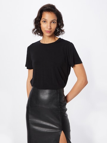 SAINT TROPEZ - Camiseta 'Adelia' en negro: frente