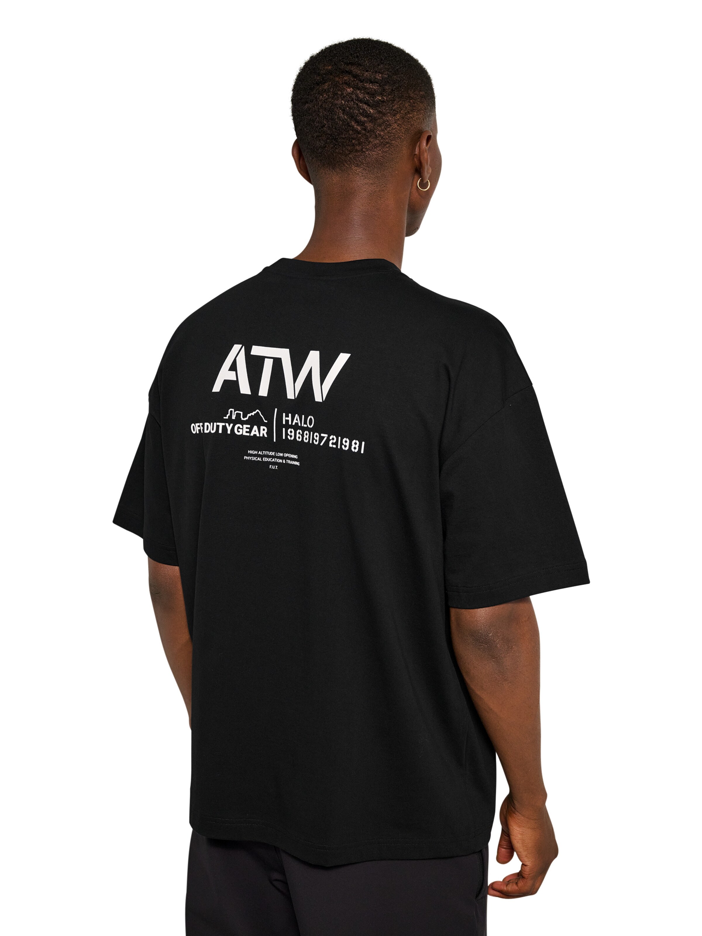 HALO Shirt in Zwart: voorkant