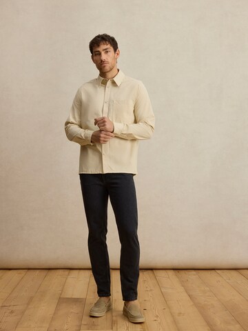 DAN FOX APPAREL Regular fit Риза 'Markus' в бежово