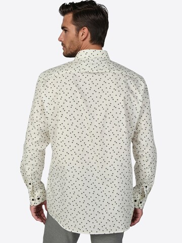 Coupe regular Chemise PIERRE CARDIN en blanc