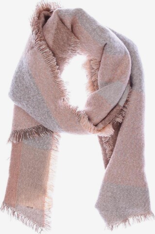 COMMA Scarf & Wrap in One size in Pink: front