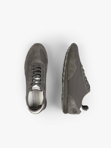 Sneaker bassa 'Prax' di Scalpers in grigio