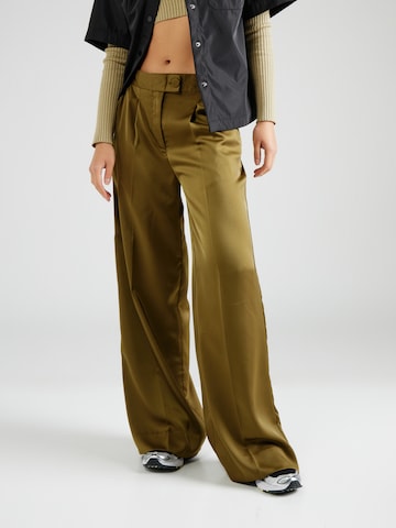b.young Loose fit Pleat-Front Pants 'DENANA' in Green: front