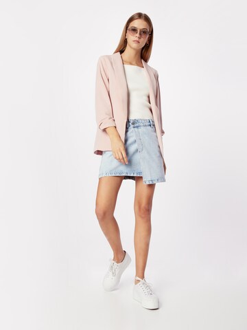 Blazer 'Naima' ABOUT YOU en rose