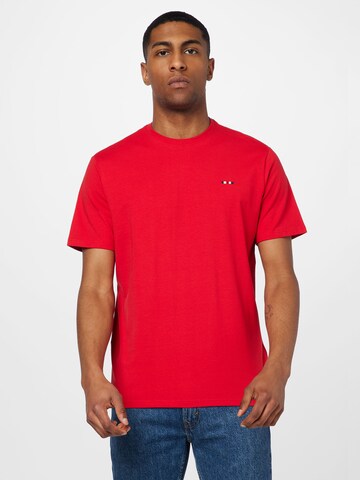 FQ1924 T-Shirt 'Tom' in Rot: predná strana