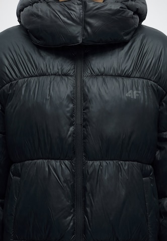 4F Outdoor jacket in Black