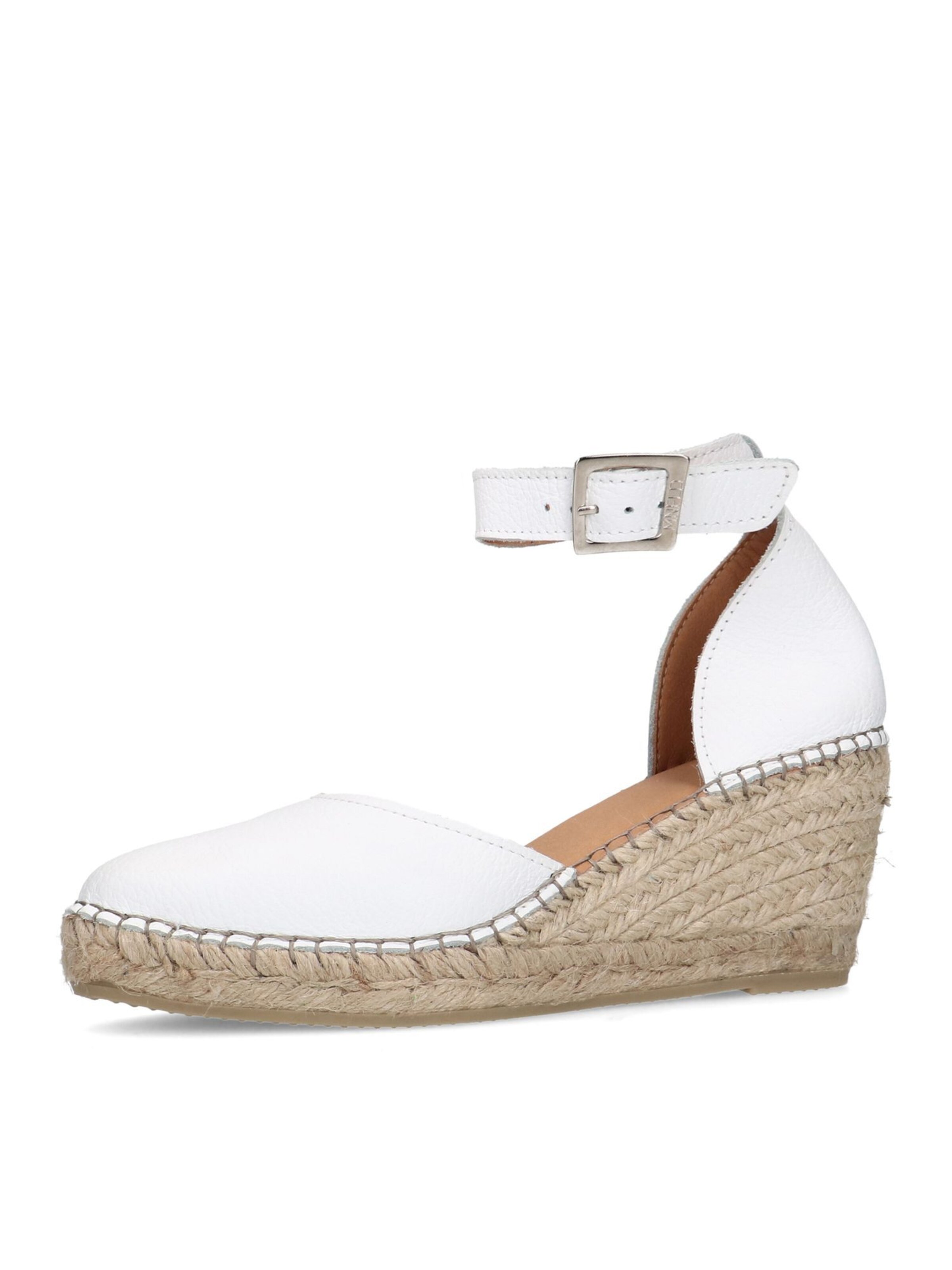MANFIELD Sandals in White: front