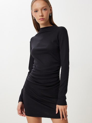 Robe Happiness İstanbul en noir : devant