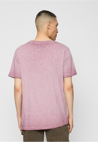 MT Men Shirt 'Pray' in Rood