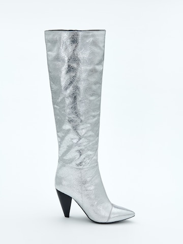 EDITED Boot 'Uhura' in Silver