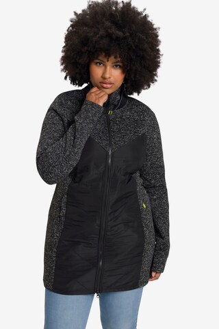 Ulla Popken Fleece Jacket in Black: front