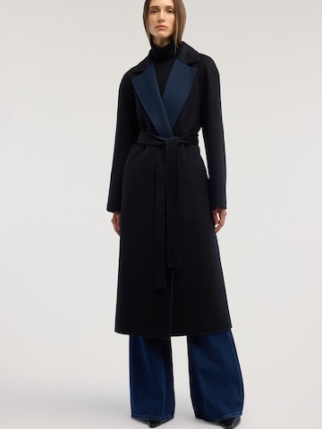 Trussardi - Abrigo de invierno en negro