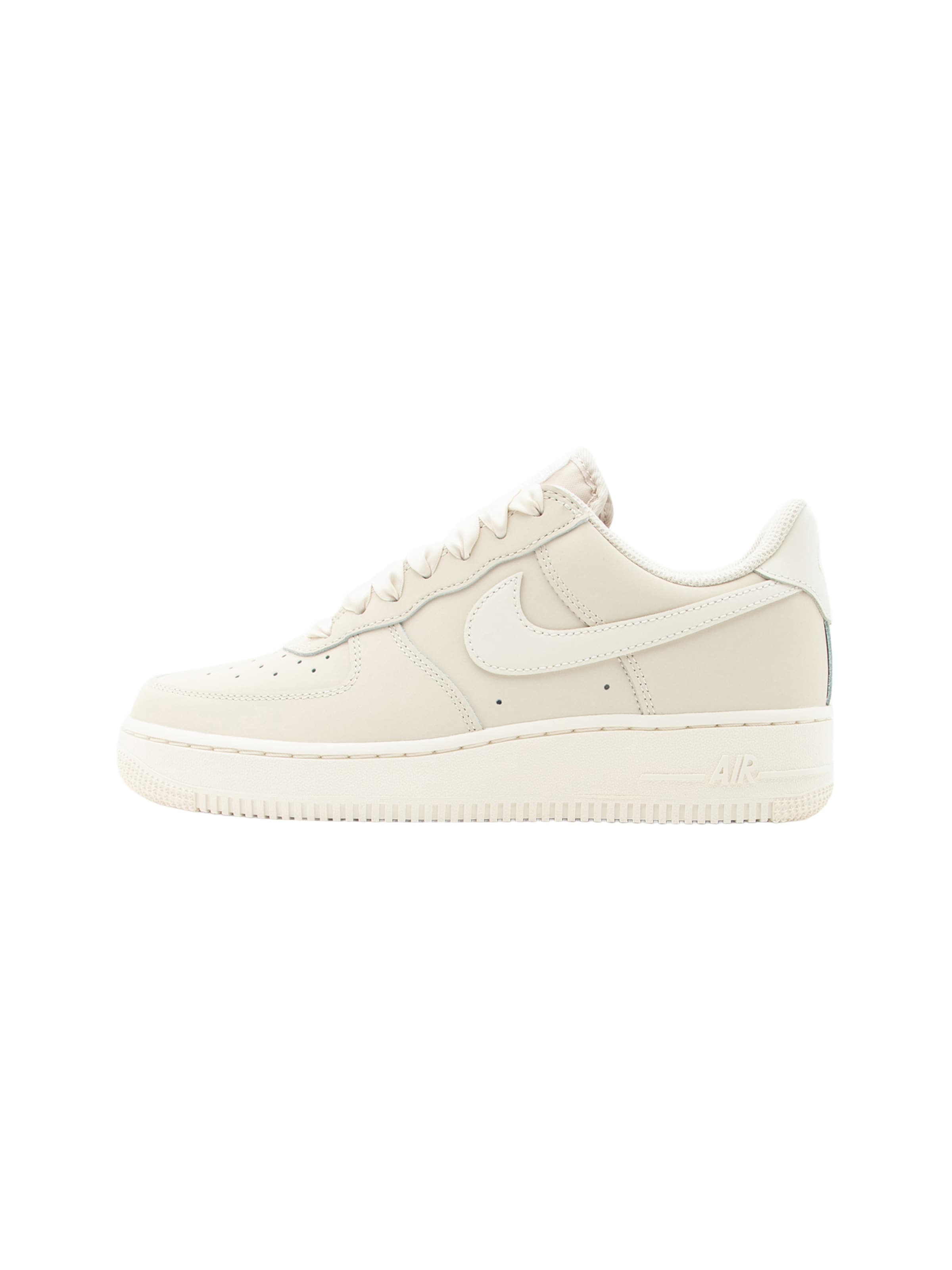 Nike Sportswear Sneakers laag 'Air Force 1 Retro Premium' in Beige: voorkant