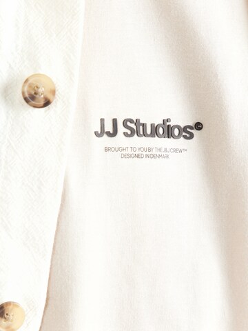 JACK & JONES Shirt 'JJESOHO' in Beige