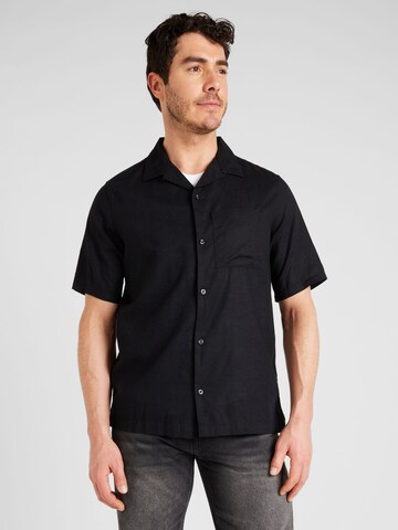 Coupe regular Chemise GAP en noir : devant