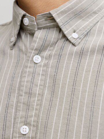 Regular fit Camicia di JACK & JONES in grigio