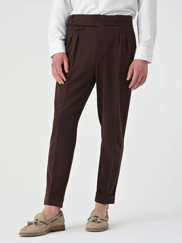 Antioch - regular Pantalón en marrón: frente