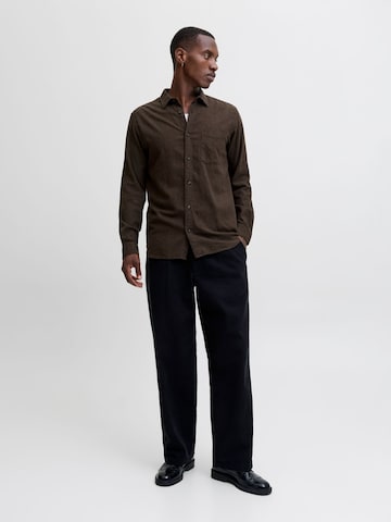 Coupe regular Chemise 'JJECLASSIC' JACK & JONES en marron