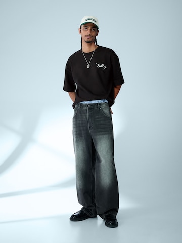 Bershka Póló - fekete