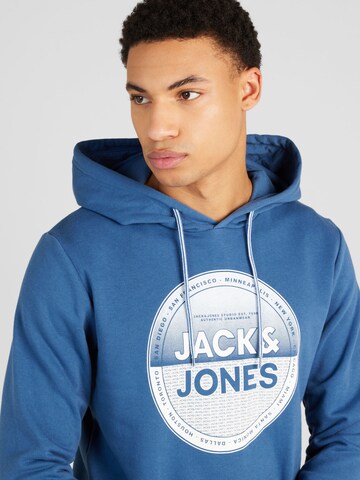 JACK & JONES Sweatshirt i blå