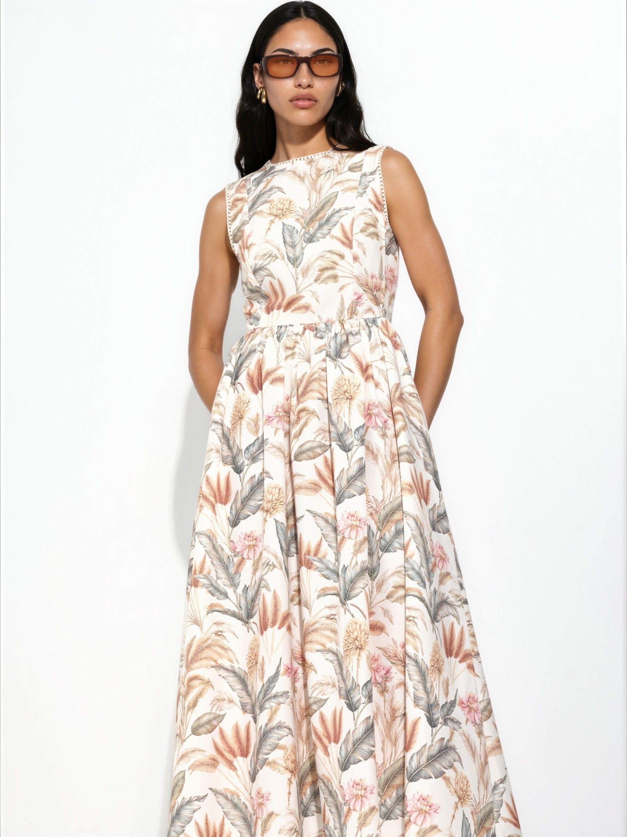 Hiccup - Vestido em branco