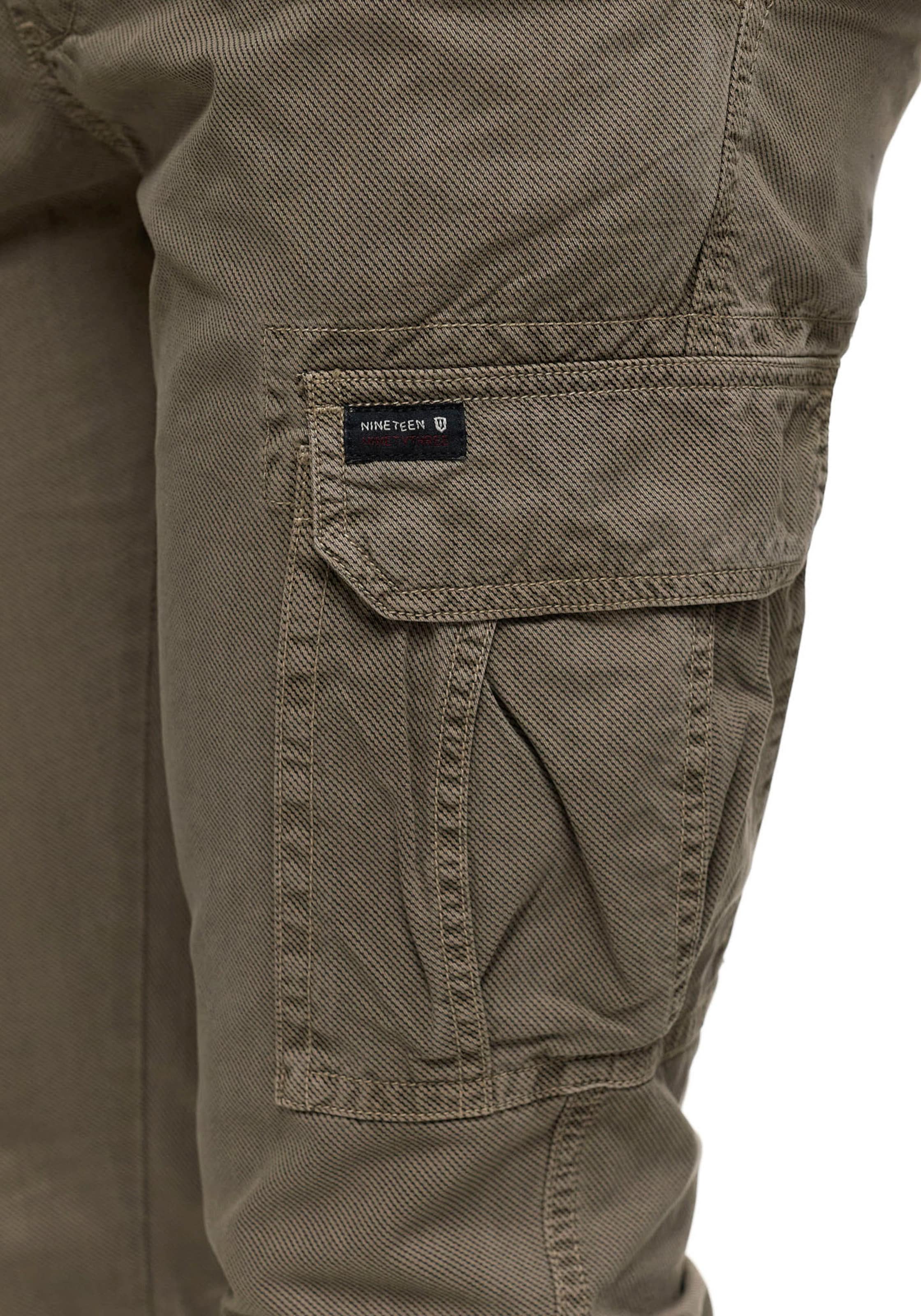 INDICODE JEANS Tapered Cargo Pants in Green