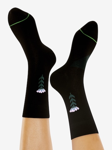 CHEERIO* Socken 'Beauty' in Schwarz: zadná strana