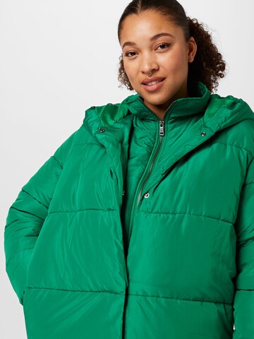 ONLY Curve Winter coat 'AMY' in Green