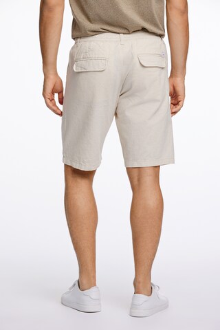 Lindbergh Regular Shorts in Beige