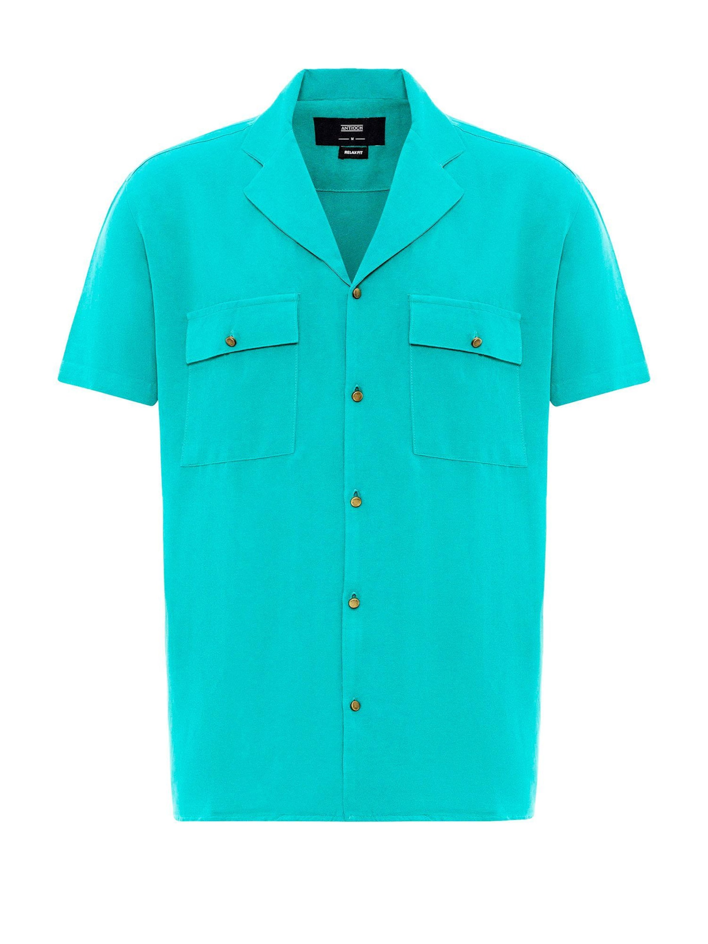 Antioch Button Up Shirt in Green: front