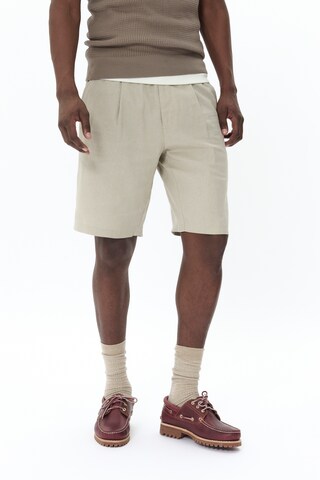 Matinique Regular Shorts 'Fisher' in Beige: Vorderseite