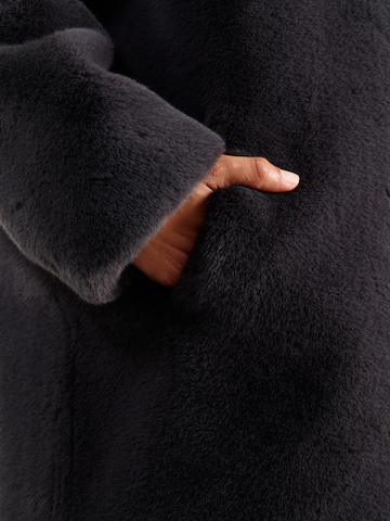 STAND STUDIO Vinterkappa i grå