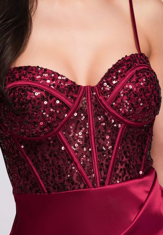 Ombre Evening dress in Red