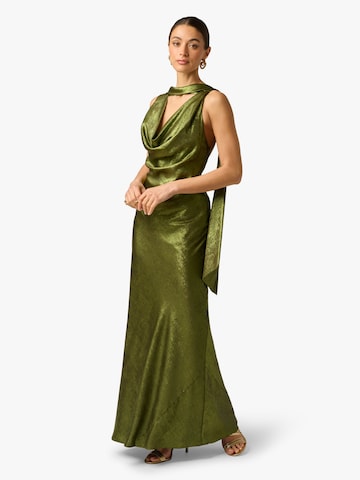 Adrianna Papell Evening dress in Green
