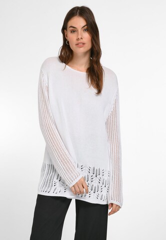 Emilia Lay Sweater in White: front