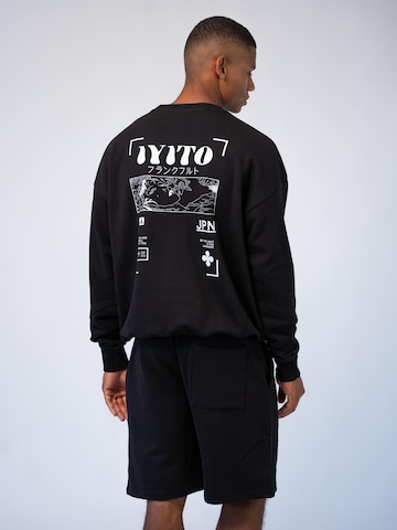 IYITO Trui 'IYRowan' in Zwart: voorkant