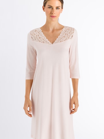 Chemise de nuit ' Moments 100cm ' Hanro en rose : devant