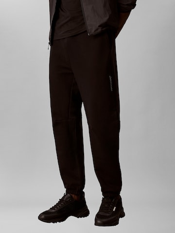 Calvin Klein Tapered Hose in Schwarz