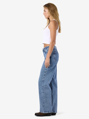 Noisy may Топ 'NMSUSSIE' в Черный