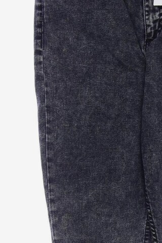 Monki Jeans in 34 in Grey