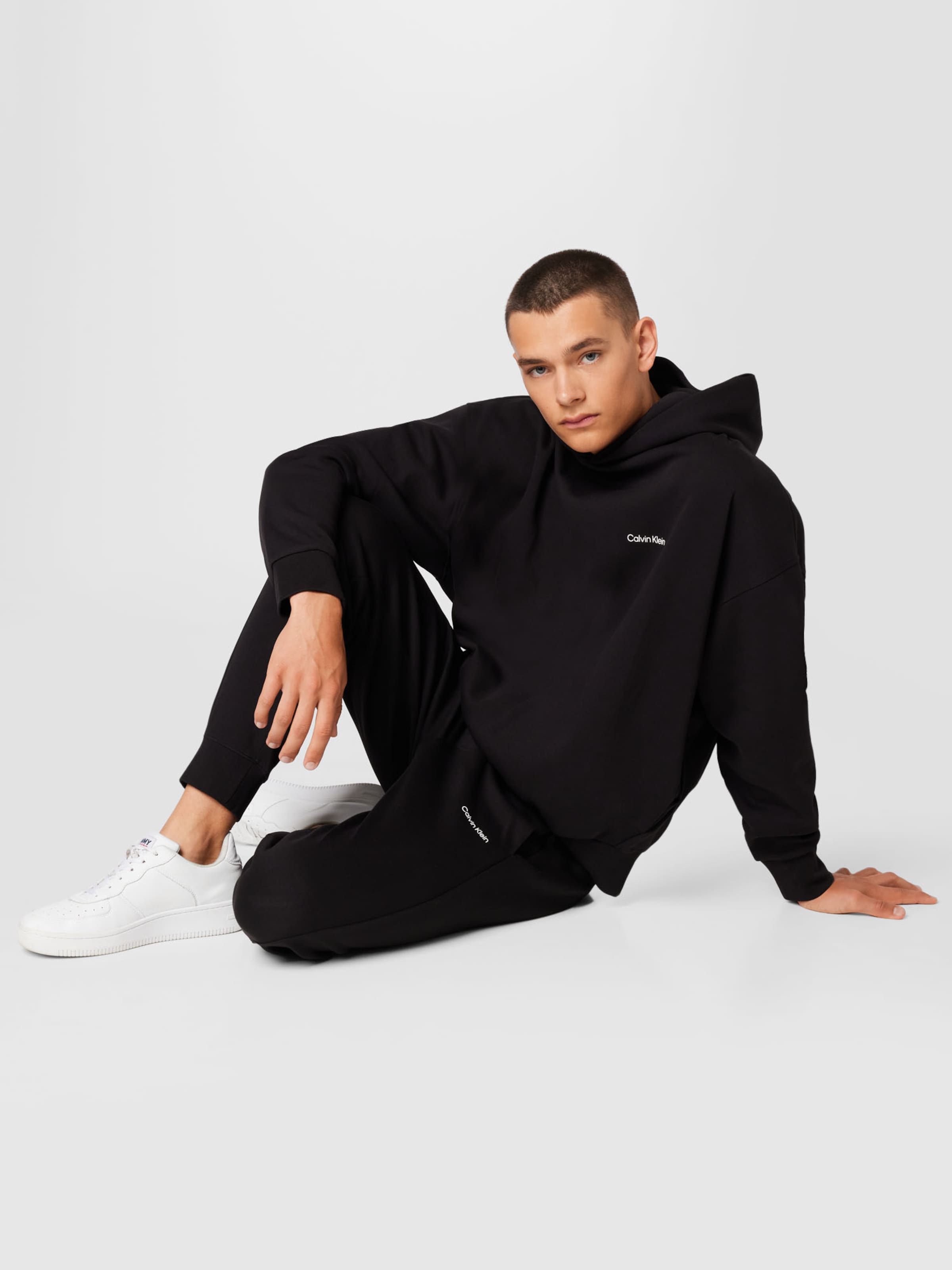 Calvin Klein Tracksuit pants for men Buy online ABOUT YOU