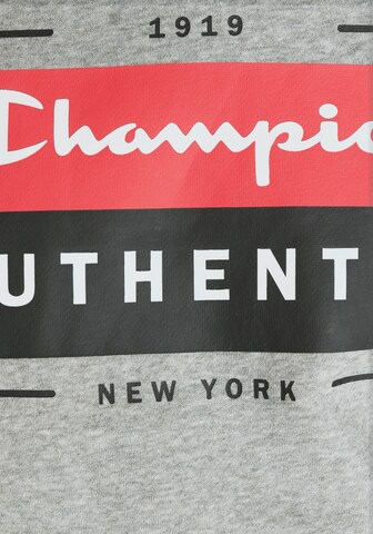 Champion Authentic Athletic Apparel Sweatshirt in Grau