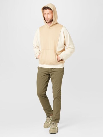 Urban Classics Sweatshirt in Beige