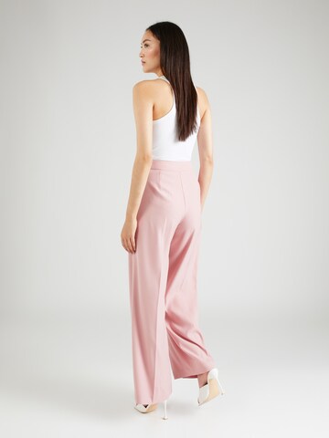 Wide leg Pantaloni con pieghe di Marks & Spencer in rosa