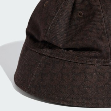 ADIDAS ORIGINALS Hoed in Bruin