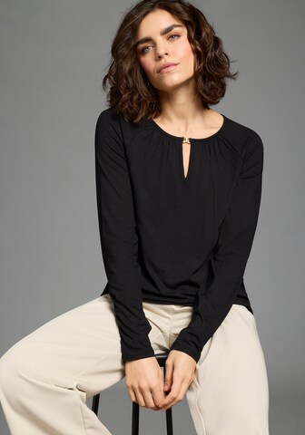 LAURA SCOTT Shirt in Black