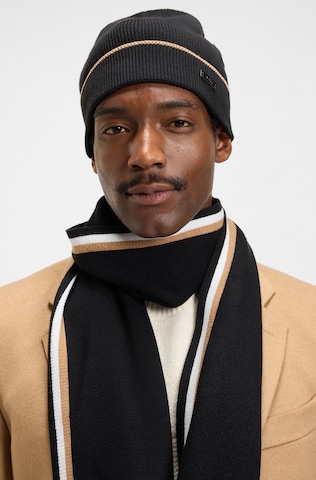 Berretto di BOSS in nero: frontale