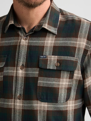 Petrol Industries - Ajuste regular Camisa en verde