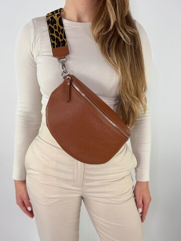 lePelou Gürteltasche 'SERENA large' in Braun