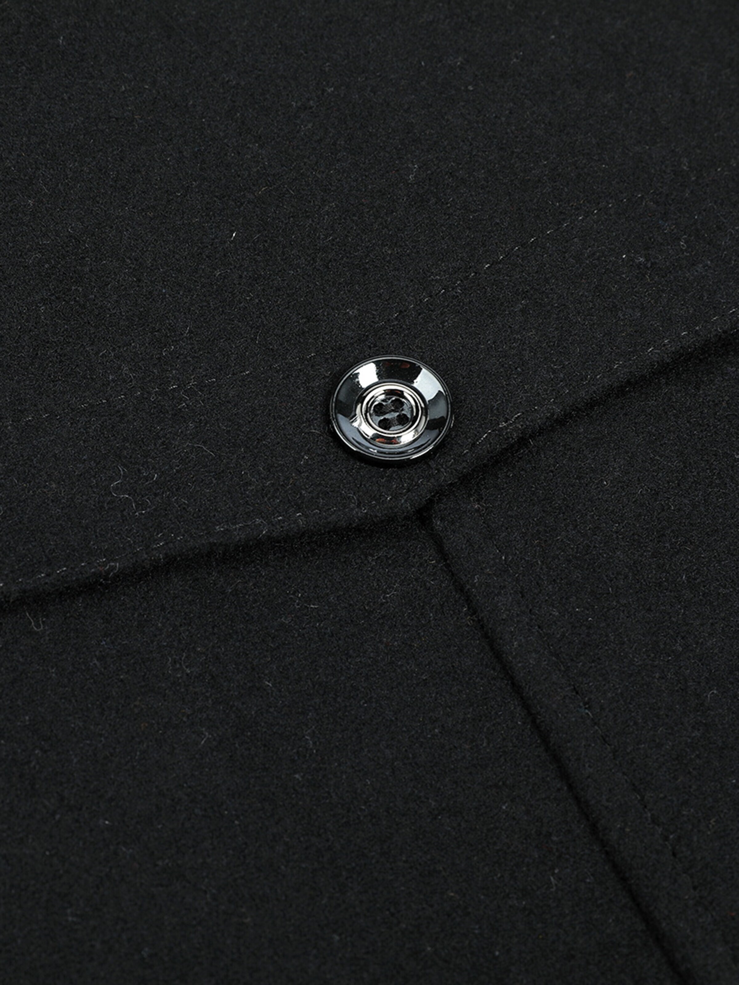 YOUTHUP Winter Coat 'Reverslinie' in Black